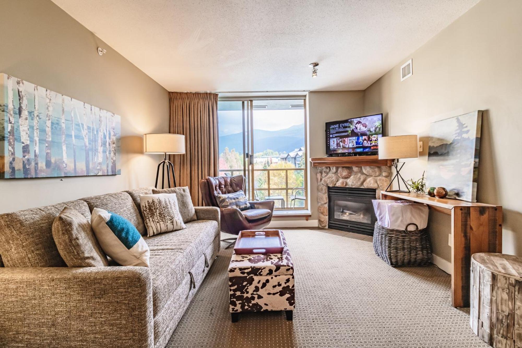 Cascade Lodge By Elevate Vacations Whistler Exterior photo