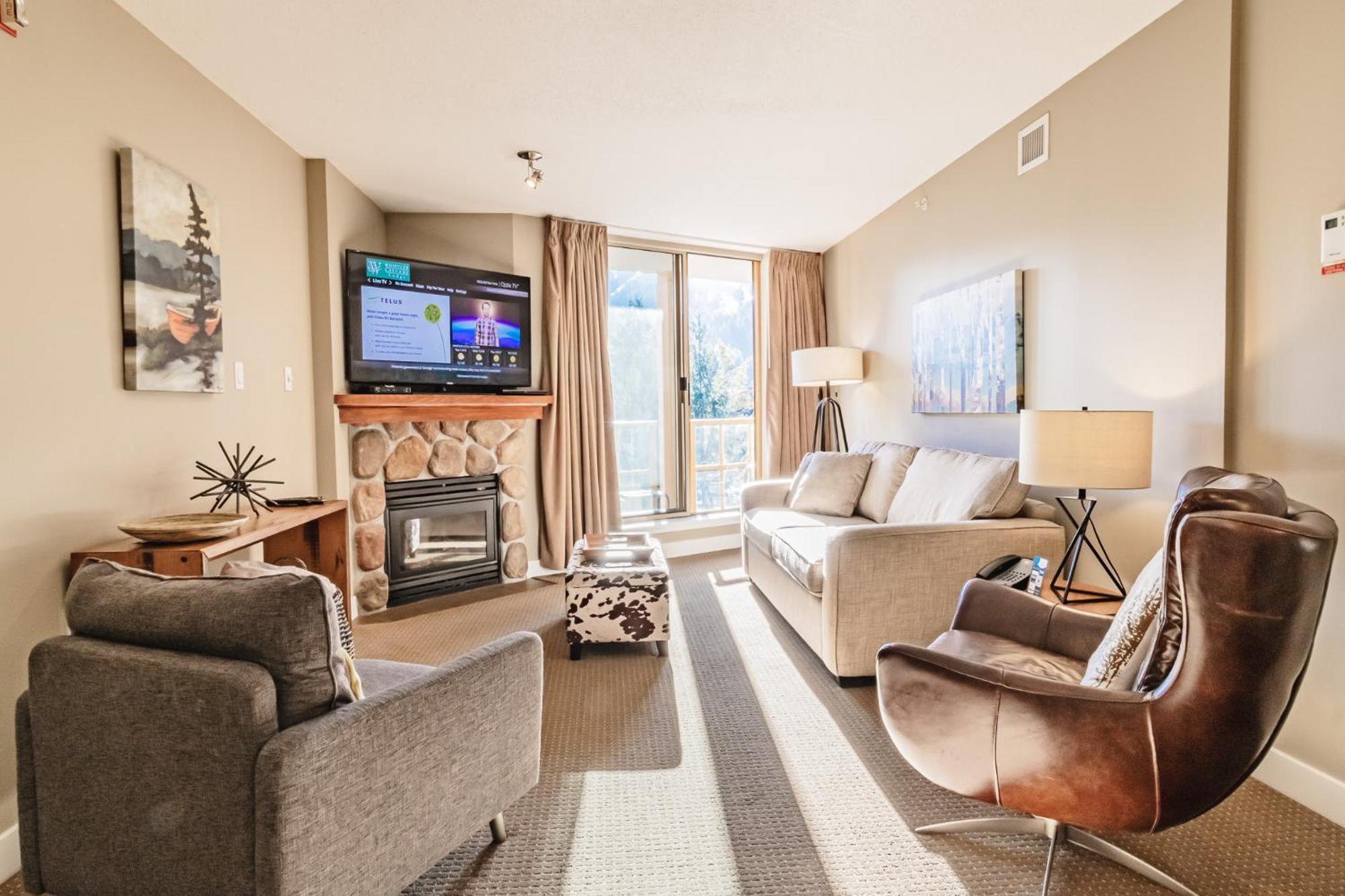 Cascade Lodge By Elevate Vacations Whistler Exterior photo