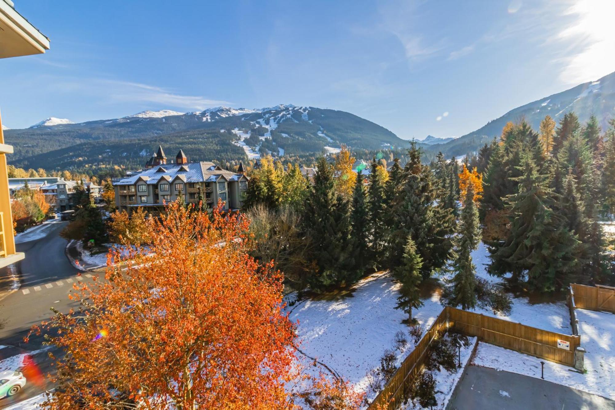 Cascade Lodge By Elevate Vacations Whistler Exterior photo